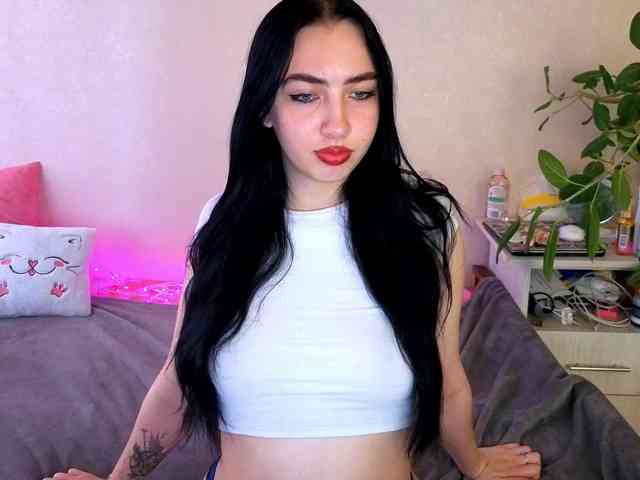 WildKittenX webcam