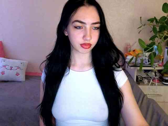 WildKittenX webcam