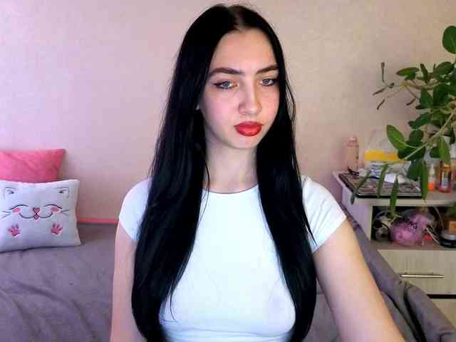 WildKittenX webcam