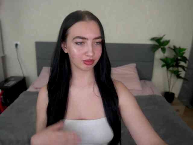 WildKittenX webcam