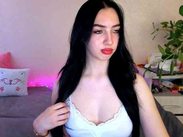 WildKittenX webcam