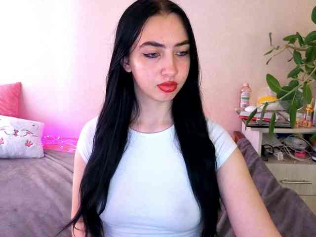 WildKittenX webcam