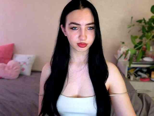 WildKittenX webcam
