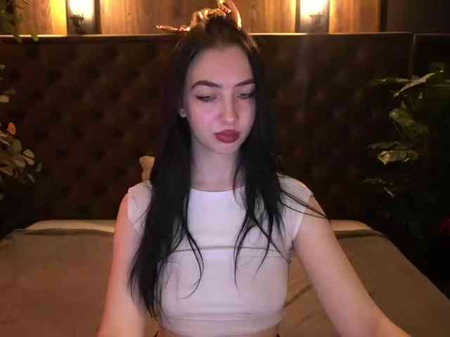 WildKittenX webcam