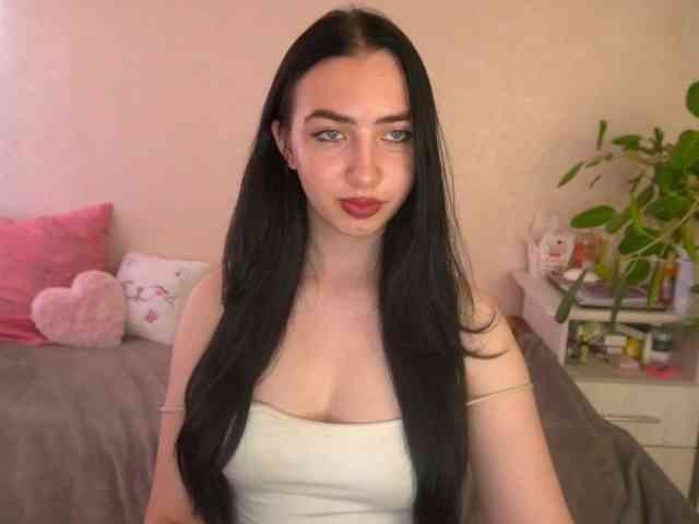 WildKittenX webcam