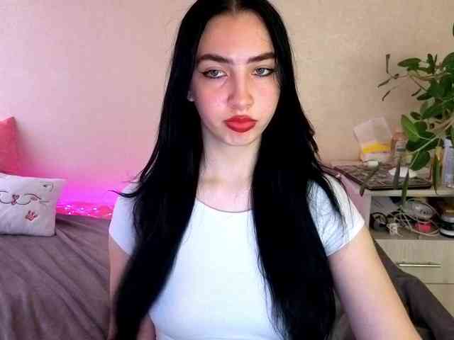 WildKittenX webcam