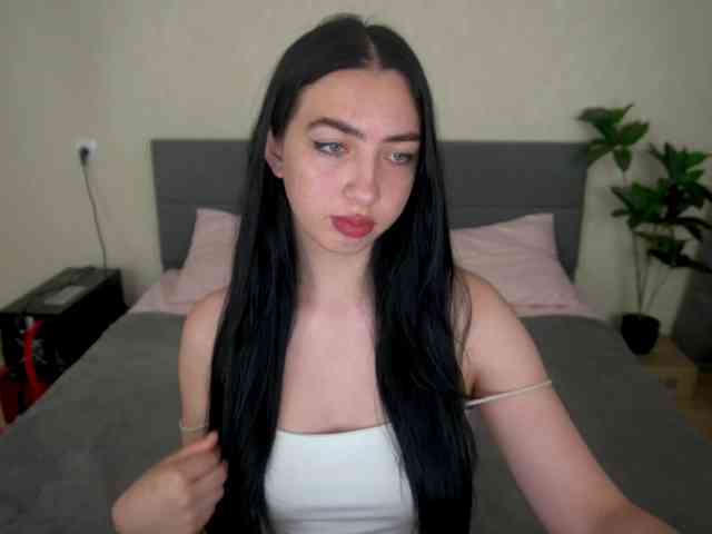 WildKittenX webcam