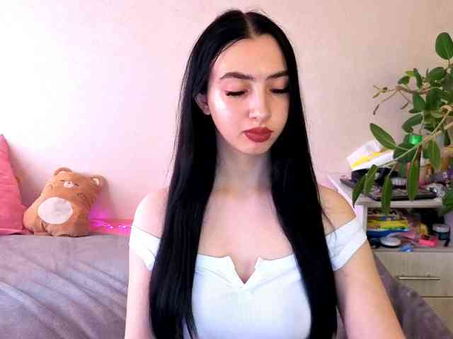 WildKittenX webcam