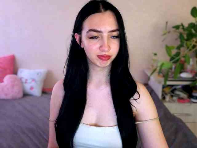 WildKittenX webcam