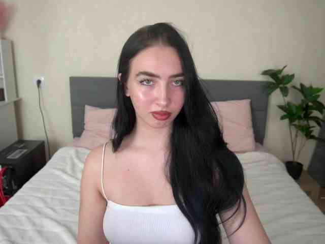WildKittenX webcam