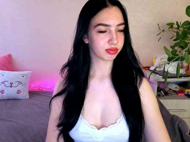 WildKittenX webcam