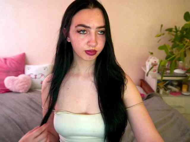 WildKittenX webcam