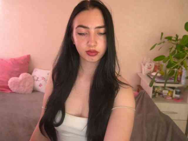WildKittenX webcam