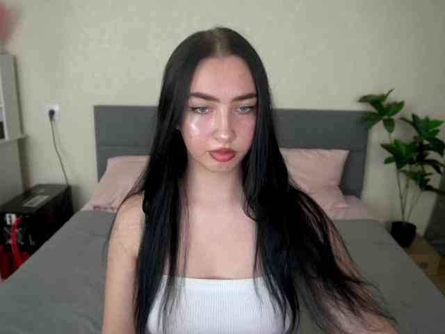 WildKittenX webcam