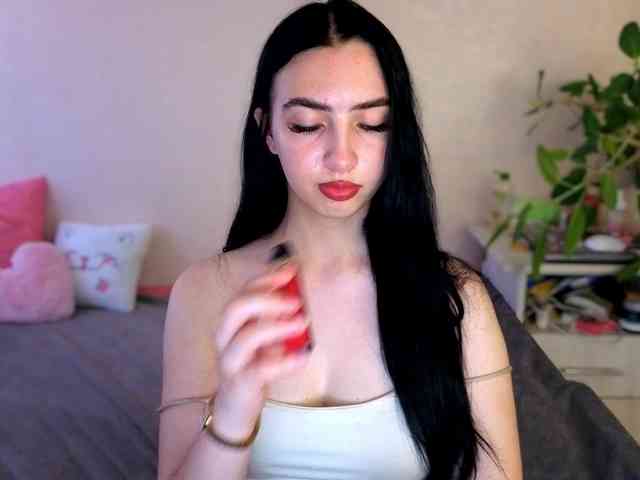 WildKittenX webcam