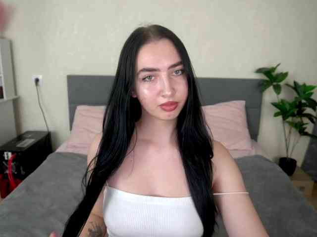 WildKittenX webcam