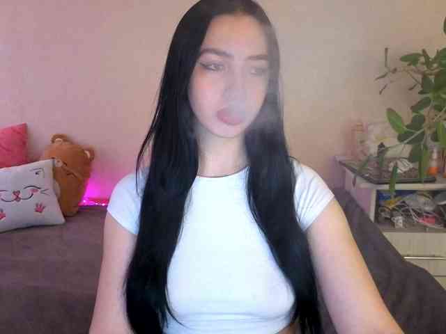 WildKittenX webcam