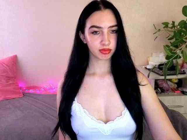 WildKittenX webcam