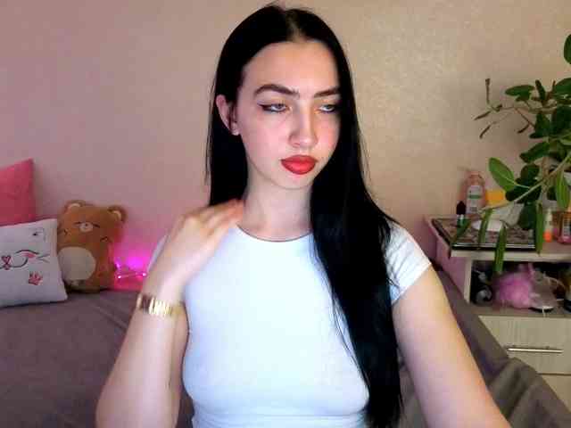 WildKittenX webcam