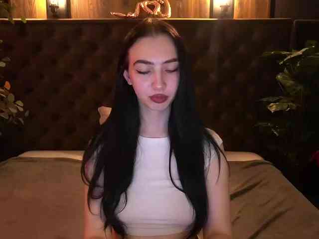 WildKittenX webcam