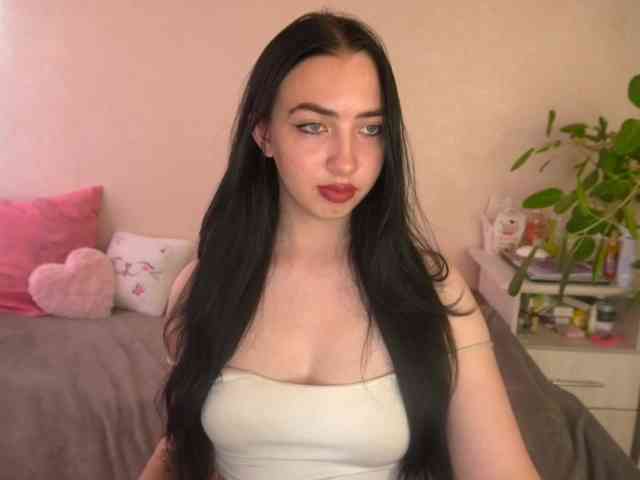 WildKittenX webcam