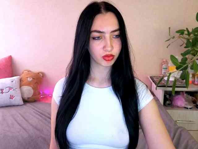 WildKittenX webcam