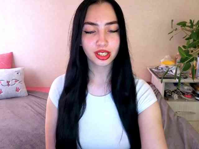 WildKittenX webcam