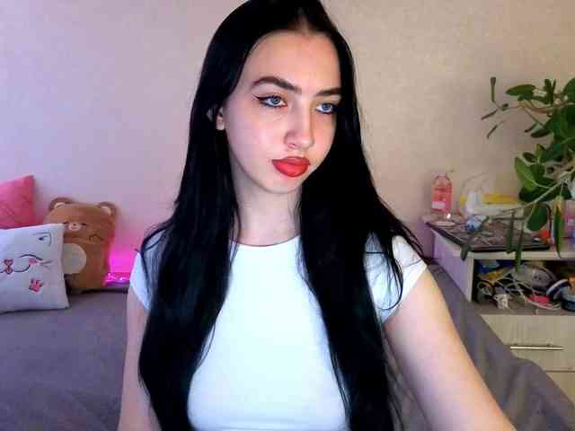 WildKittenX webcam