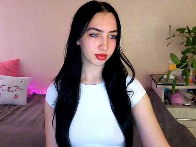 WildKittenX webcam