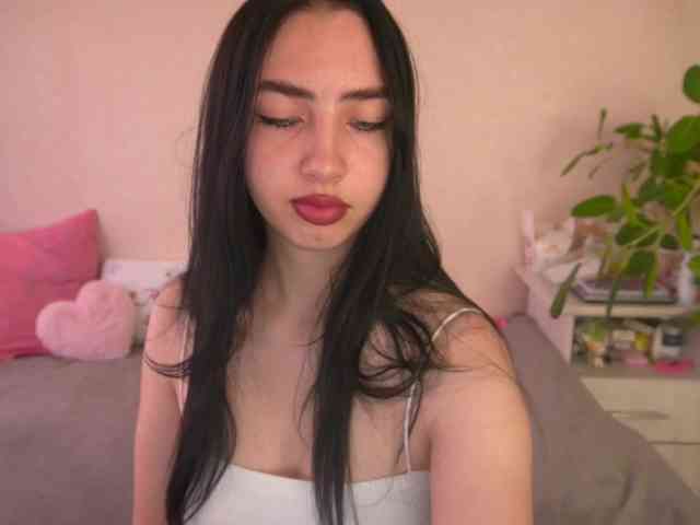 WildKittenX webcam