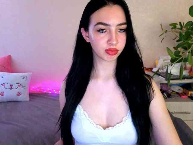 WildKittenX webcam