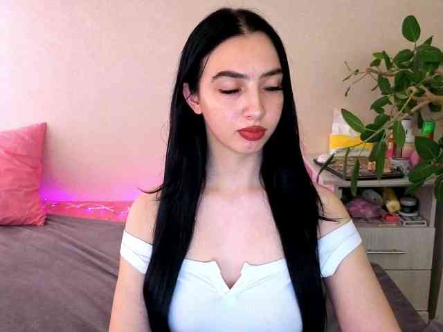 WildKittenX webcam