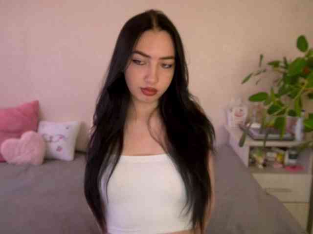 WildKittenX webcam