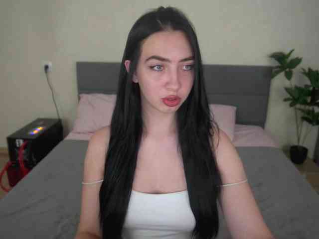 WildKittenX webcam