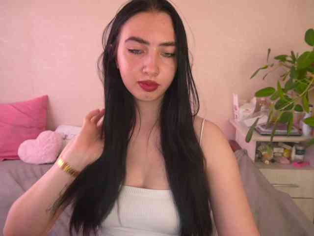 WildKittenX webcam