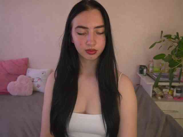 WildKittenX webcam