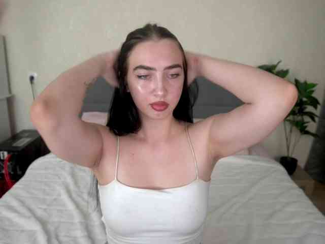 WildKittenX webcam