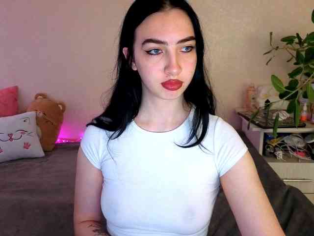 WildKittenX webcam
