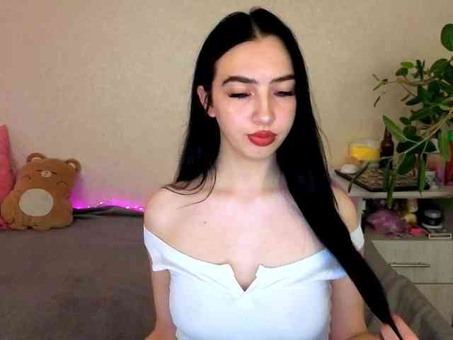 WildKittenX webcam