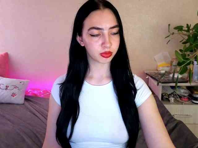 WildKittenX webcam
