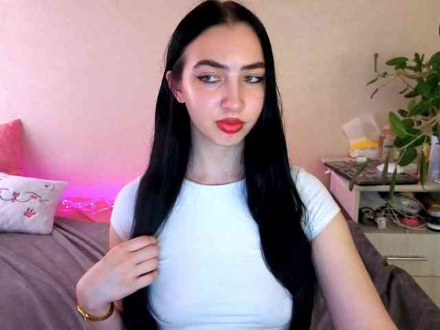 WildKittenX webcam
