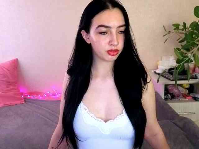 WildKittenX webcam