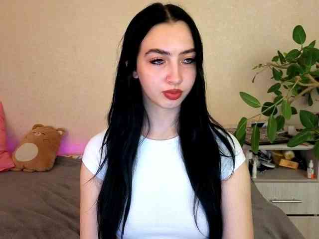 WildKittenX webcam