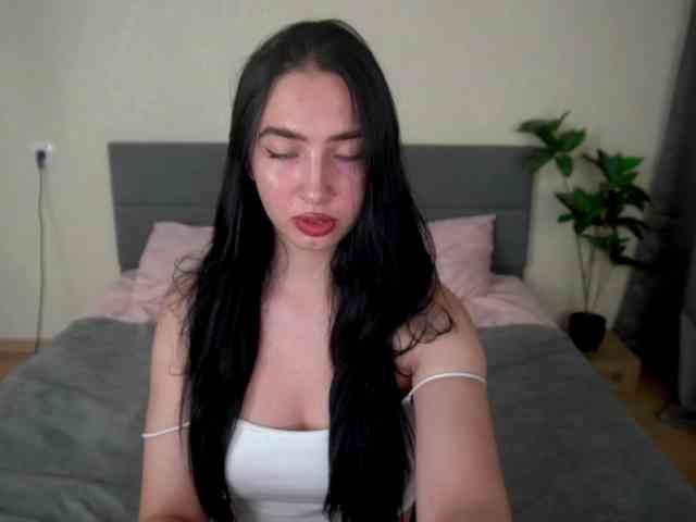 WildKittenX webcam