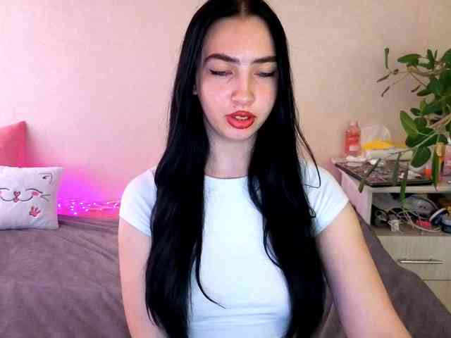 WildKittenX webcam