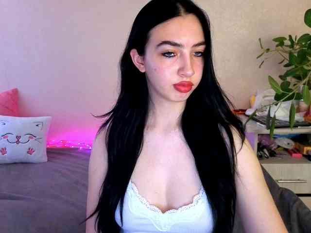 WildKittenX webcam