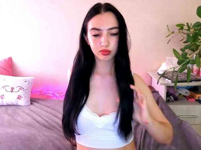 WildKittenX webcam
