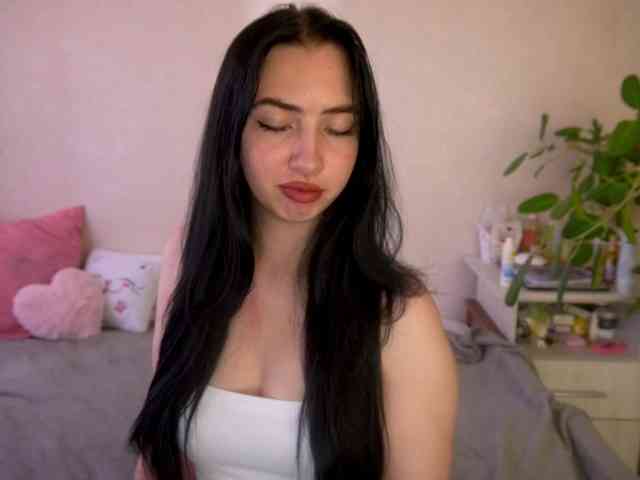 WildKittenX webcam