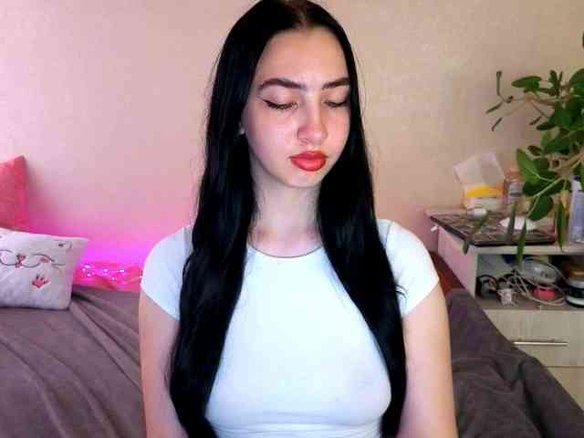 WildKittenX webcam