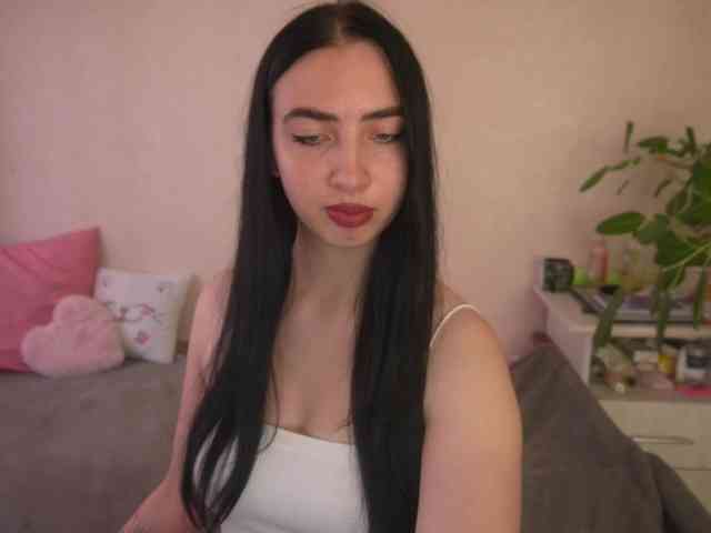 WildKittenX webcam